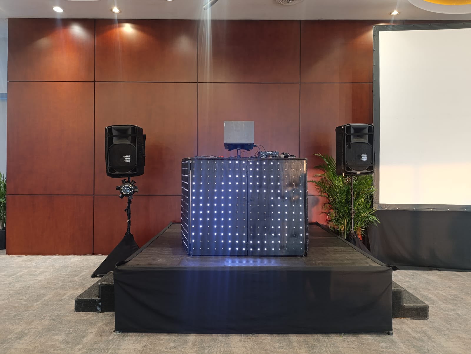 Cabina DJ House Ruiz